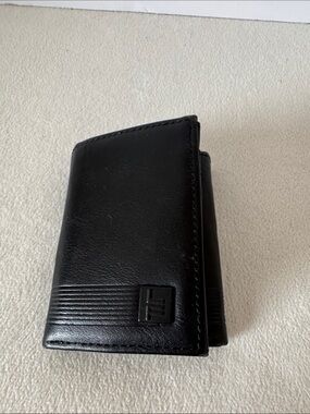 London Fog Tri-fold Wallet